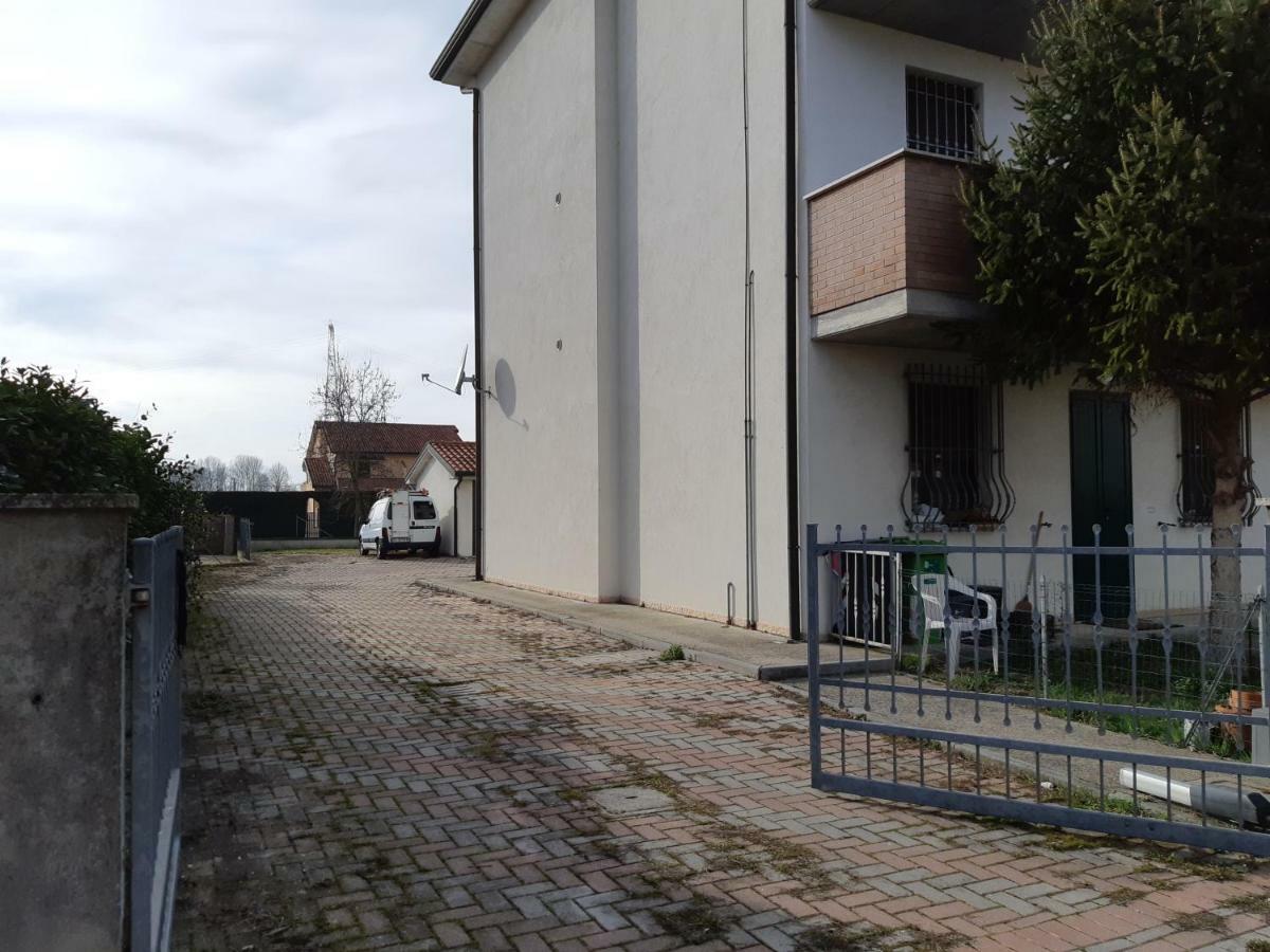 Apartamento Il Grande Fiume Occhiobello Exterior foto
